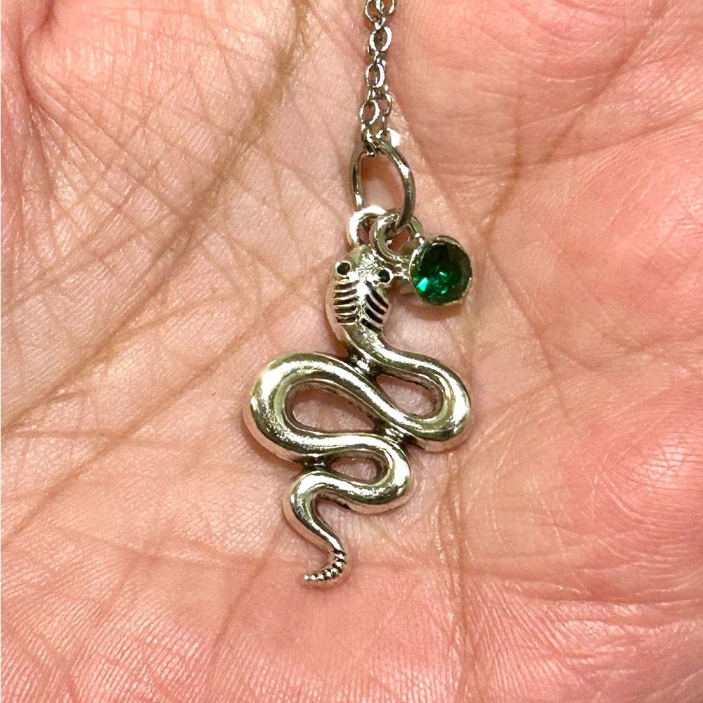Snake Pendant with Green Gemstone charm necklace new jewelry